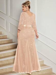 Plus Size Deep V-Neck Sequin Floral Lace Contrast Mesh Mermaid Hem Evening Party Formal Maxi Dress - Rượu sâm banh - Xem 2