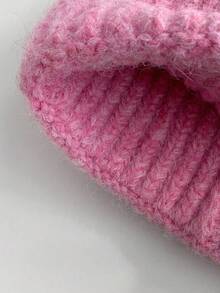 Gorro feminino de malha de cor sólida com proteção para orelhas, gorro quente e moderno para outono/inverno, adequado para uso casual