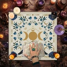 1pc Enchanting Sun And Moon Altar Cloth - Vibrant Polyester Altar Mat With Celestial & Vintage Flowers Design For Tarot Reading, Witchcraft & Astrology, Tarot Tablecloth Boho Playmat Cloth Home Decor - Multicolor - View 1