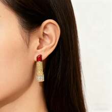 一对时尚优雅奢华的独特口红造型镀金耳环，适合女性日常佩戴、节日装扮、度假穿着、送给女朋友的礼物、珠宝配饰 - 金色 - 查看 6