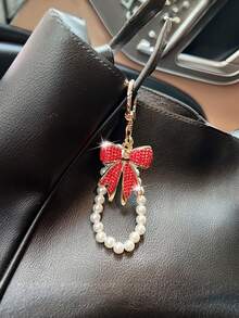 1个可爱蝴蝶结水钻钥匙扣 - 锌合金金属扣，闪亮设计，经久耐用，可作汽车钥匙装饰吊坠，时尚配饰，适用于钥匙、包包、背包，可爱钥匙扣配件，包包挂饰，俏皮设计，水钻点缀，金属质感，背包挂饰，时尚配饰，高品质挂饰，时尚爱好者必备，女士适用，情人节/生日礼物 - 彩色 - 查看 7