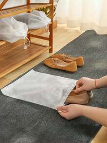 2/10/20/30 piezas Bolsas portátiles para zapatos, Bolsas a prueba de polvo para zapatos, Bolsas de viaje para zapatos, Cubiertas para zapatos para el hogar, Bolsas de almacenamiento para zapatos, Cubiertas protectoras para zapatos, Cubiertas para zapatos blancas, Bolsas universales a prueba de polvo para ropa y almacenamiento de viaje, Bolsas con cordón para zapatos, Cubiertas portátiles a prueba de polvo para zapatos, Unisex, Bolsas de almacenamiento de viaje, Artículos esenciales de viaje, Artículos esenciales para cruceros, Artículos esenciales para vacaciones - Blanco - Ver 7