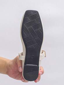 Plus Size 35-43 Fashion Square Toe Flat Shoes, Casual Slip-On Buckle Shoes For Dresses, Spring/Autumn, Random Pattern,Ballet Flats - Beige Fine-grained Fabric - View 8