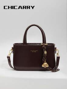 Túi xách vuông trơn màu dành cho nữ có dây đeo vai có thể tháo rời, mặt dây chuyền hình chú chó dễ thương, họa tiết in chữ, túi đeo chéo màu cà phê thanh lịch, khóa kéo, lớp lót polyester, phong cách cổ điển, thích hợp để mua sắm và hẹn hò - Cà phê - Xem 5