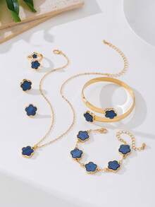 1 Dreamy Blue Lucky Clover Pendant Necklace, 1 Bracelet, 1 Pair Earrings, 1 Ring, 1 Bangle Women Jewelry Set - Blue - View 3