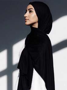 两件套针织头巾和内衬帽套装，纯色舒适透气莫代尔面料，1顶简约管状头巾帽+1条轻薄莫代尔围巾，适合日常保守着装。 - 黑色 - 查看 4