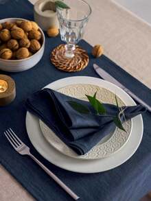 2/6/12pcs Modern Simple Navy Blue Soft Absorbent Dining Room Home Party Decorative Wrinkle Square Napkins, Suitable For Restaurants, Banquets, Holidays