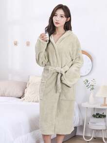 1pc Women Student Solid Color Jacquard Coral Fleece Soft Absorbent Warm Casual Home Cute Hooded Bathrobe Bath Robe Morning Robe Long Robe Loungewear Bathing Swimming Travel Personal Use Gift - Multicolor - View 17