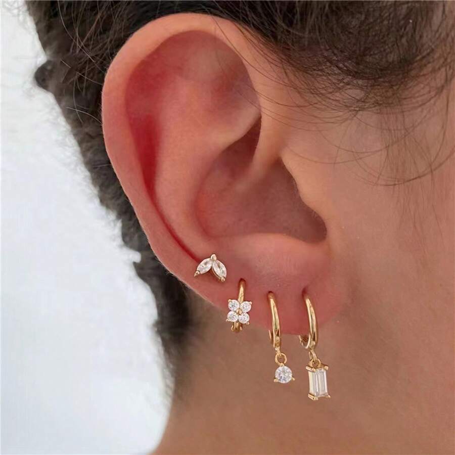 1 Pair Of Gold Zirconia Stud Earrings - TZ00389 Blue 18K Pair - View 1