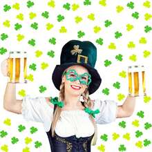 140pcs St. Patrick's Day Colorful Confetti, Clover Pattern, Green, Party Table Decor, Glitter Sprinkles, Or For DIY Lucky Clover Party Supplies - Multicolor - View 2