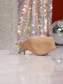 优雅女士高跟凉鞋，春夏新款蝴蝶结紫色高跟鞋，手工布艺蝴蝶和花朵装饰，方头水晶粗跟设计，人造珍珠蝴蝶结绑带，可调节交叉绑带，透气舒适，适合婚礼、晚宴、派对、节日等场合。 - 紫色 - 查看 7