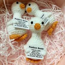 1pc Hand-Crocheted Goose-Shaped Decorations To Change Any Space, It Is A Positive Energy Element In Home Decoration. Its Lovely Appearance And Positive Gift Message Make It An Exciting Decoration In Any Room. - Multicolor - View 3