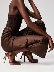 Spring New Elegant And Fashionable Ladies High-Heeled Square Toe Ankle Strap Satin Bow Ballet Toe Cap Black Bottom Sandals - 咖啡棕 - 查看 1