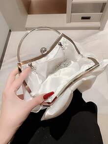 Glitter Bling, Shiny Glamorous, Elegant White Evening Bag Fashionable Bow Decor Top Handle, Perfect Bride Purse For Wedding, Prom & Party Events Dinner Bag For Party Girl, Woman, For Female Perfect For Party, Wedding, Prom, Dinner/Banquet, For Best Gift For Women, Perfect Valentine's Day Gift For Her, Best Valentine's Gift Choice Ever Valentines, Perfectly Matching With Bridal Party,Sparkling Bow Handbag, Multifunctional Decorative Women's Fashionable Handbag, Jewelry/Headphone Storage, Women's Gift, Suitable For Valentine's Day, Parties, Weddings, Dates, As Shoulder Bag/Crossbody Bag, Elegant Women's Coin Wallet, Christmas Gift, Gift For Women, Gift For Mothers, Teacher Christmas Gift, Women's Crossbody Bag - 白色 - 查看 6