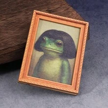1 Piece Of Quirky Middle Part Hair Frog Pattern Fridge Magnet, Mini Photo Frame Shape, Fun Home Decoration Prop, Holiday Gift - Center Part Hairstyle - View 13