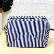 Túi đựng mỹ phẩm thêu tên theo yêu cầu, Quà tặng cho phù dâu, Quà tặng cho nhóm phù dâu, Quà tặng cho phái nữ, Túi đựng đồ vệ sinh cá nhân tùy chỉnh, Túi đựng mỹ phẩm, Túi đựng mỹ phẩm cá nhân hóa có tên, Túi đựng đồ trang điểm tùy chỉnh, Túi đựng mỹ phẩm thêu tên, Túi du lịch, Quà tặng Ngày của Mẹ - Nhiều màu - Xem 23