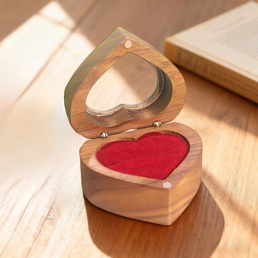 Gift Wrapping Boxes - Red - View 1