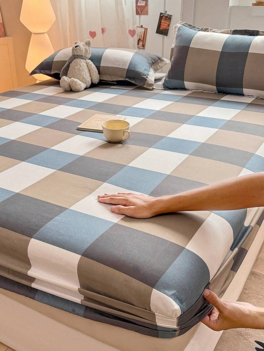 三件套床上用品，双色格子图案，柔软舒适，包含1个床笠和2个枕套，不含填充物，适合宿舍、卧室、家庭使用，多种尺寸可选