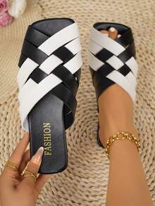 Damen Quadratische Zehensandalen mit Cut-Out-Muster, bequem und lässig, aus weißem Kunstleder, geeignet für täglichen Tragen/Pendeln im Sommer - Schwarz und Weiss - Übersicht 5