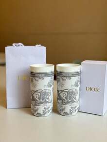 Dior Jungle Collection Limited Edition Mug Gift Set - 400ml Stainless Steel Vacuum Insulated Travel Mug, Decorated With Elephant Print, Luxury Thermal Cup, Suitable For Office, Travel, Gym And Daily Commute - Black - View 4