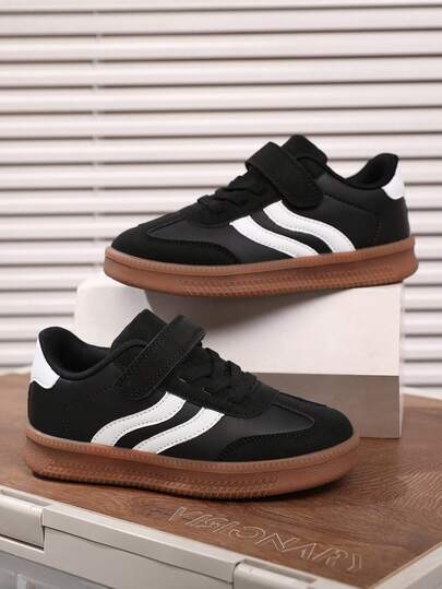 1双儿童秋冬滑板鞋，低帮，防滑耐磨TPR鞋底，时尚百搭，适合日常穿着，经典配色，可调节魔术贴搭扣运动鞋