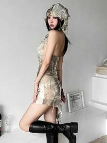 Đầm ôm sát không tay họa tiết rằn ri nhiều màu sắc, có tua rua, kiểu dáng bất đối xứng, thích hợp cho lễ hội nhạc đồng quê, lễ hội hóa trang, khu nghỉ dưỡng, sân khấu biểu diễn. - Màu Khaki - Xem 9