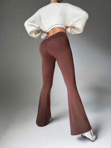 Elegant Winter Flare Pants, Slimming And Lifting, Elongating Leg Lines, Stretchy Fitted Cut, Suitable For Conservative Commuting Wear. Exquisite High-Waisted Design, Shaping And Fitting, Flare Leg Style Elongates Legs. Women's Winter High-Waisted Flare Pants - Brown - View 3