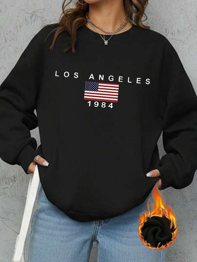 女士天鹅绒圆领卫衣，运动风，饰有美国国旗图案。适合聚会、运动、户外休闲等场合，此款为秋冬黑色款。