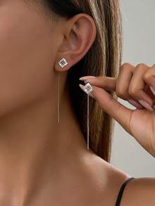 Nooxian 1对时尚银色闪光几何方形流苏耳夹耳环，女士礼物（不含礼盒） - 銀色 - 查看 3