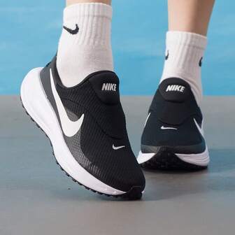 Zapatillas de running transpirables de fácil deslizamiento Nike Women's REVOLUTION 8 EASYON HQ2415-001, nueva llegada 2026