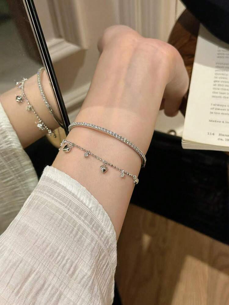 1件S925纯银心形钻石手链，女士奢华珠宝，优雅百搭，适合情人节、生日派对和日常佩戴。 - 愛心閃鑽手鍊 - 查看 9