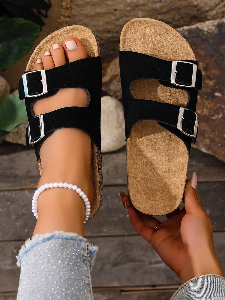 Color beige suave con una sensación delicada, diseño de doble hebilla de moda para un ajuste fácil, suela esponjosa que se siente como caminar sobre nubes, extremadamente cómoda para uso diario, estar en casa o. También disponible en rosa, negro y azul para seleccionar. - Negro - Añade 2