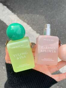 1瓶90毫升香氛喷雾，经典香型，室内外空气清新剂，持久留香，适合约会、派对、度假、居家、酒店和办公室使用，是馈赠亲友的理想之选！生日礼物/圣诞礼物 - 多種香型 - 查看 7