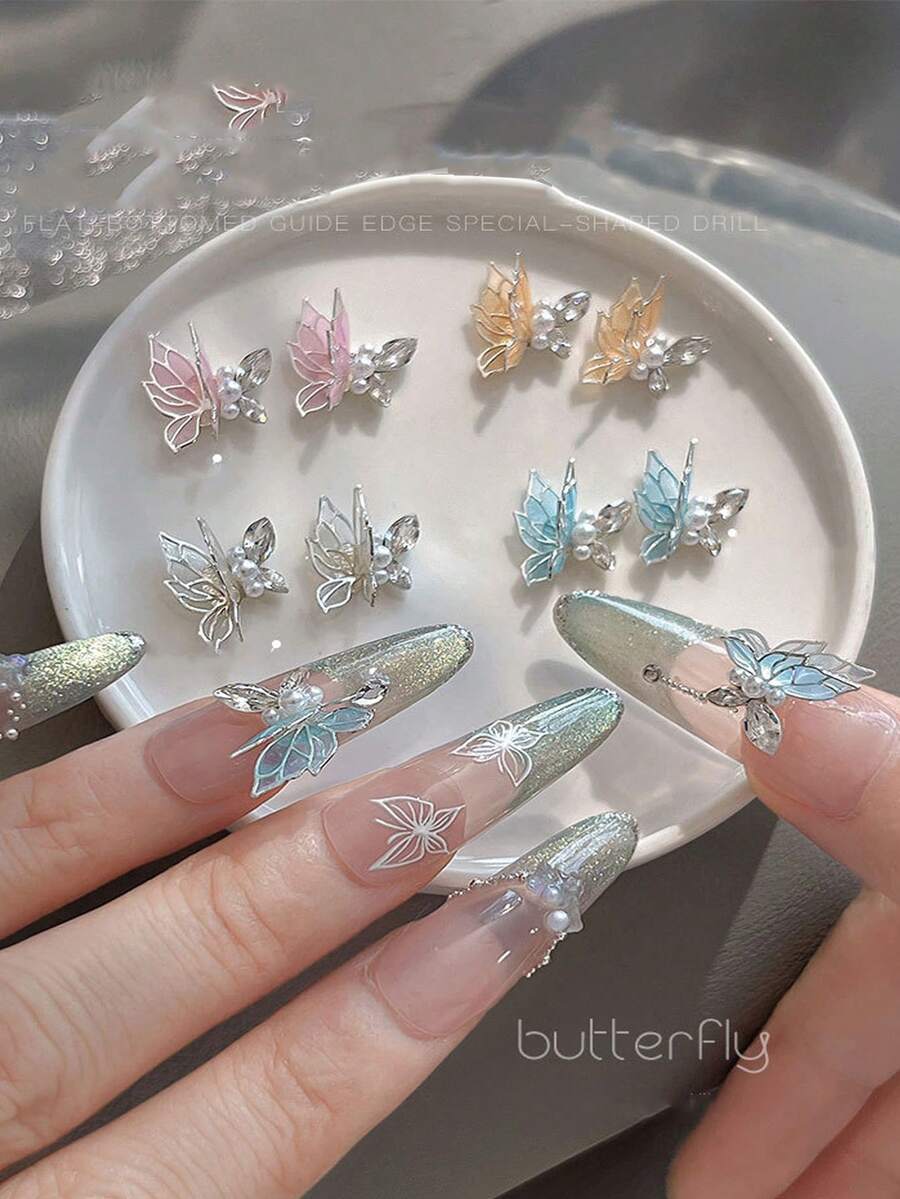 5 piezas Encantos de uñas de mariposa 3D, 5 piezas por paquete Mariposas rosas, blancas, azules y naranjas con rhinestones y perlas falsas, accesorios de joyería DIY para diseño de manicura, suministros para uñas