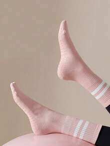 3 Pairs Women's Pilates Non-Slip Socks, Pilates Grip Socks, Yoga Ballet Non-Slip Socks, Black, White, Pink, Suitable For All Seasons - Multicolor - View 2