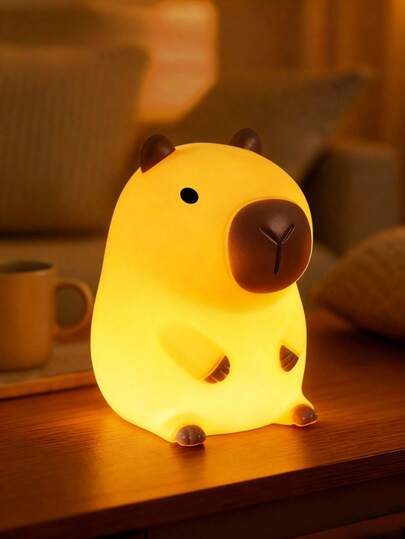 Veilleuse mignonne de capybara, veilleuse de buffle, lumière LED douce. Interrupteur à bascule, veilleuse animale originale, convient pour le bureau, le dortoir, la chambre, la décoration de retour à la maison, les cadeaux d'anniversaire et de Noël, les ornements, le compagnon de sommeil