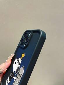 A Cartoon Anime SNOOPY Sky Eye Step Black Phone Case, Shockproof Tpu Material Phone Case Can Be Given As A Holiday Gift. It Is Suitable For Apple Phones, And The New Model Is Suitable For IPhone13/14/15/16/17Pro Max Phone Case - Nhiều màu - Xem 7