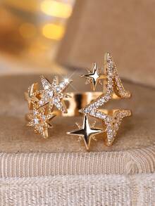 Vanel An Elegant Open Ring From The Star Collection For Women - A Stylish And Minimalist Design, Featuring A Sparkling Cubic Zirconia Stone And A Golden Yellow Open Shape, Suitable For Everyday Wear And As A Gift.