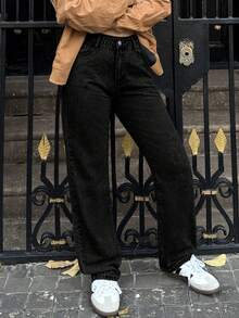 Quần jeans nữ dáng suông màu xanh nhạt, có túi, chất liệu không co giãn, phù hợp mặc hàng ngày. - màu đen - Xem 5