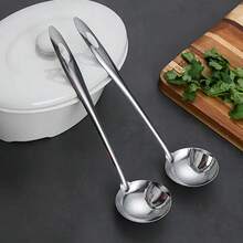 1pc Stainless Steel Oil Skimmer Spoon, Long-Handled Non-Slip Ladle For Home Kitchen, With Hanging Hole For Storage, Large Capacity Soup Spoon, Long-Handled Heat-Resistant Kitchen Service Spoon