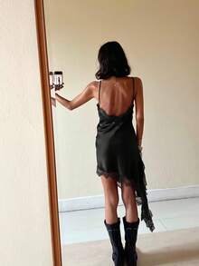 Women's Satin Lace Slip Dress - Spaghetti Strap Deep V Neck Asymmetrical Hem Midi Dress For Party Going Out - 黑色 - 查看 4