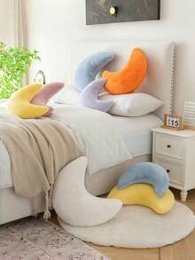 Soft & Cute Crescent Moon Shaped Plush Decorative Pillow, Suitable For Placing In Living Room, Bedroom, Office And Other Spaces. An Excellent Gift For Family And Friends. - Yellow - View 6