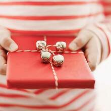 Sinos de metal coloridos feitos à mão, de 1,5 cm, ideais para decoração de Natal, confecção de joias e artesanato - Decoração clássica para casa, decoração de festas de fim de ano, decoração de Natal para o quarto, decoração de Natal de inverno, presentes de Natal para casa.