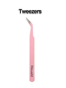 Rikuaild 300片装D型卷翘蓬松假睫毛套装（60D+80D+100D），8-16毫米混合长度，柔软自然，轻盈飘逸，魅力持久。套装包含睫毛胶、镊子和睫毛刷，适合日常使用、旅行、新手入门、婚礼、约会、派对、节日等场合，也是圣诞节/万圣节/送礼的理想之选。 - 彩色 - 查看 9