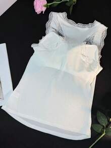 优雅小众蕾丝边饰短款吊带背心，百搭性感简约设计修身打底衫