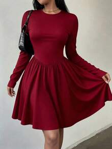 EARO Vestido Elegante de Manga Longa Estilo Francês para Mulheres Plus Size, Ajustado, Afunilado, Sofisticado e Exclusivo