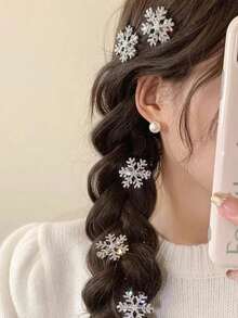 1pc New Fashionable Christmas Snowflake Faux Pearl Side Clip Hair Accessory, Claw Clips, Hair Slide, Hair Barrettes - Silver - View 4