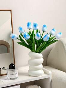 1/8花束 优雅逼真渐变蓝色郁金香 - 采用PU材质，这些仿真花细节高度逼真。适合卧室和客厅装饰。 - 漸層藍色 - 查看 8
