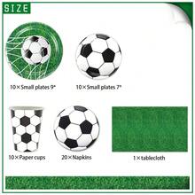 这款50/51件套足球主题一次性餐具套装包含10个餐盘、10个甜点盘、10个纸杯、20张餐巾纸、1张桌布和1条横幅。这套便捷的餐具套装适用于露营、野餐、花园烧烤、婚礼和生日派对等场合。 - 彩色 - 查看 3