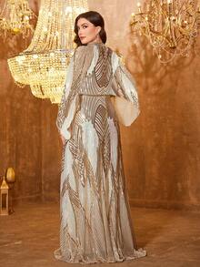 [随机剪裁] 优雅长款立领喇叭袖亮片拼接晚礼服